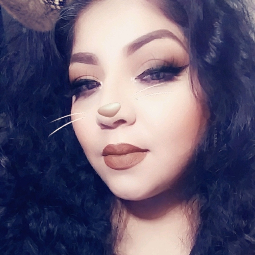 Meet your Posher, Veronica